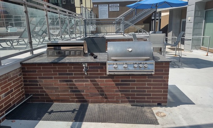 Salt Lake City Apartment | Superb Stay! Hot Tub, Gym, Comfy Beds. Wi-Fi
