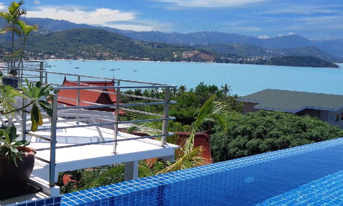 Plai Laem Villa | Superb villa with stunning views over the Bay of Bang Rak and beach 300m