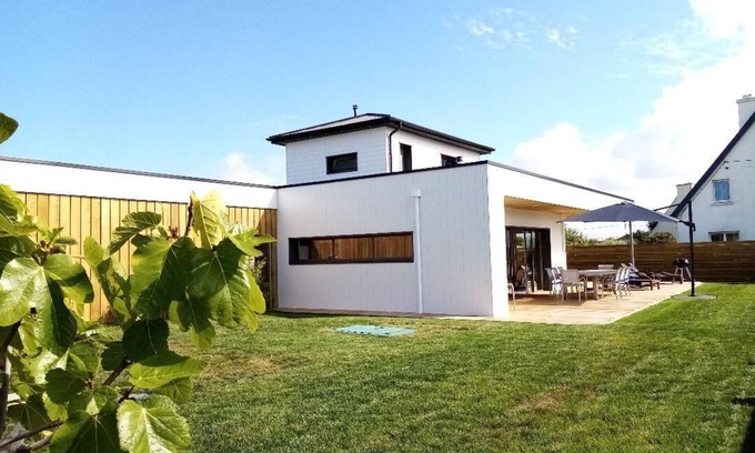 Penmarch Villa | Superbe Villa Neuve , Billard, Flipper Avec Jacuzzi Chauffé Toute L'année