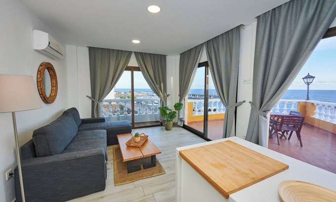 La Restinga Apartment | Superior Apartment 1st floor with sea view