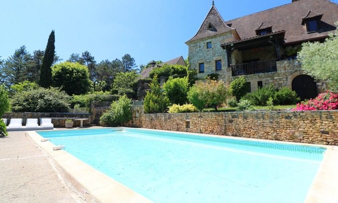 Saint-Cyprien House | SUPERIOR PROPERTY WITH HEATED POOL SET ON A HILLY POSITION
