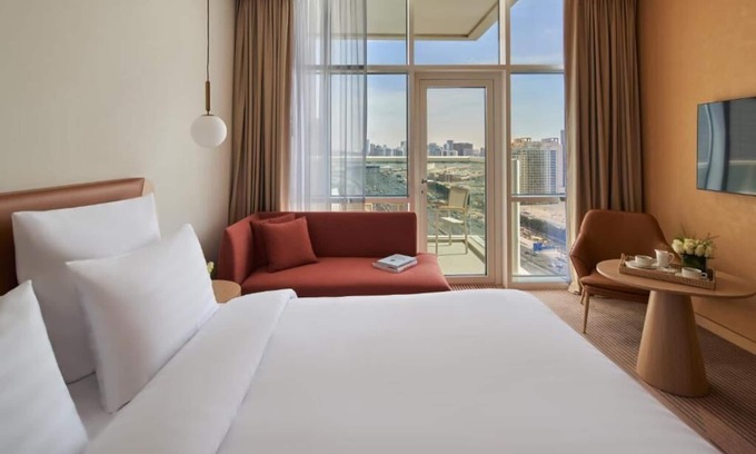 Jumeirah Village Triangle Apartment | Superior Room In Jvt near Triangle supermarket.