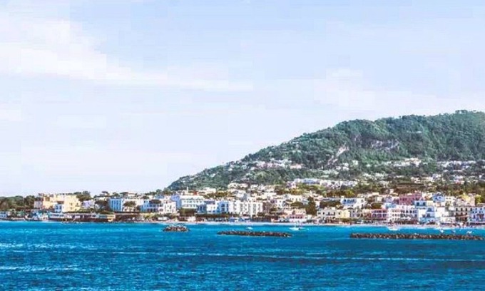 Ischia Porto Apartment | Superior two-room apartment 4 places in Residence in the center of Ischia Porto