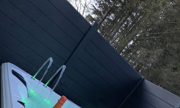 Swarland House | Supernova - Luxury Hot Tub Lodge
