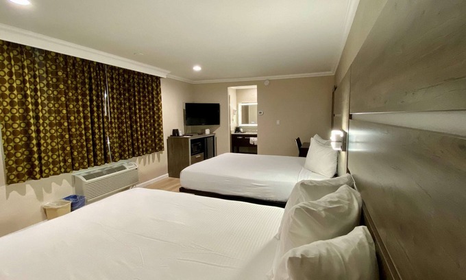 Westside Santa Cruz Hotel | SureStay Hotel by Best Western Santa Cruz