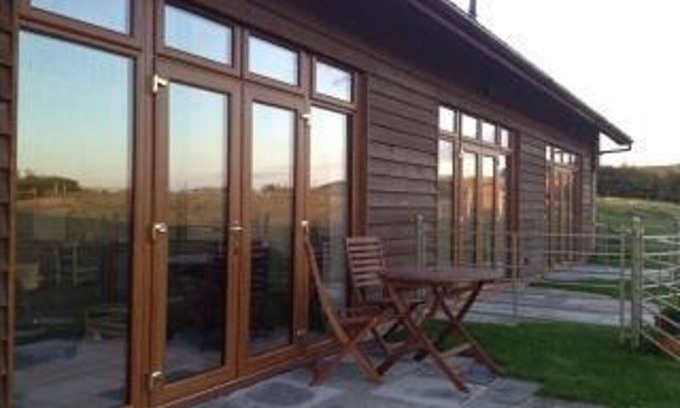 Shorwell Cottage | Surf Shack, 1-bed Cottage, Sleeps 2, Pet Friendly