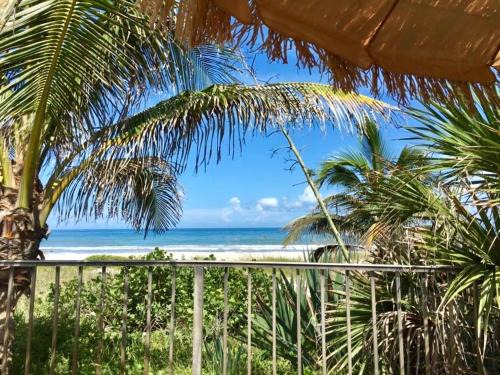 Cocoa Beach Apartment | Surf Studio Beach Resort