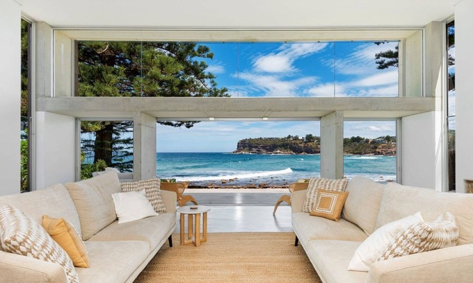 Avalon Beach House | SURFBREAK by Palm Beach Holiday Rentals