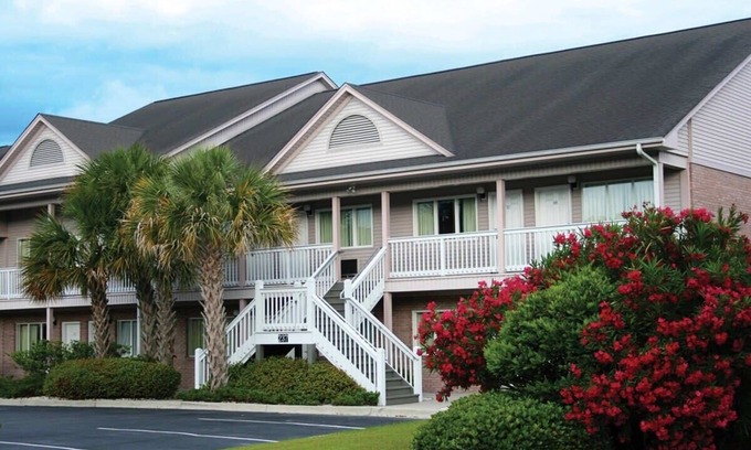Surfside Beach Condo | Surfside Beach Getaway: Studio at Grand Palms