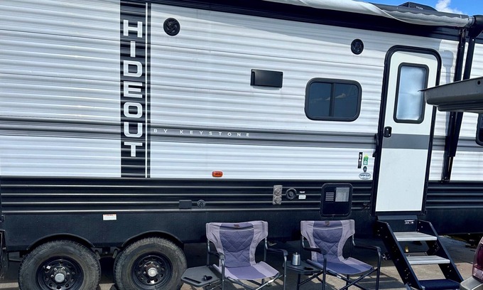 Surfside Beach House | Surfside Scalawag Hideout - 2-Bedroom Getaway - Surfside Beach