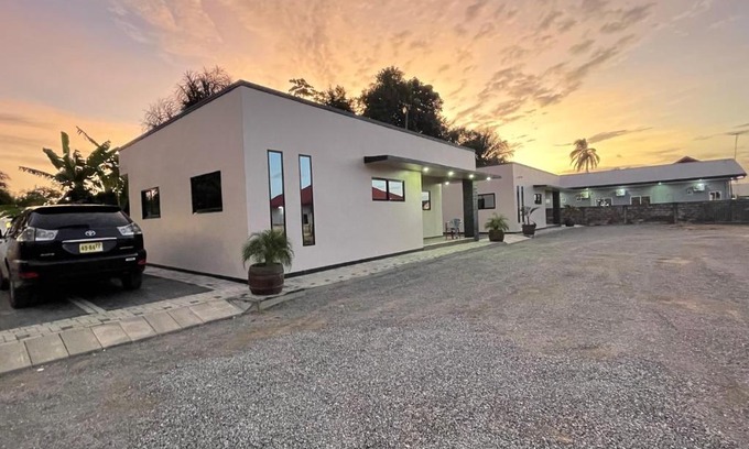 Republiek Apartment | Suriday Village