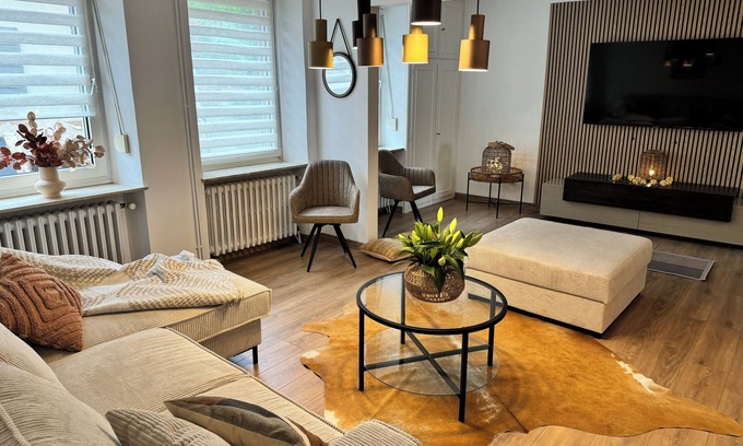 Bitche House | Suspended time