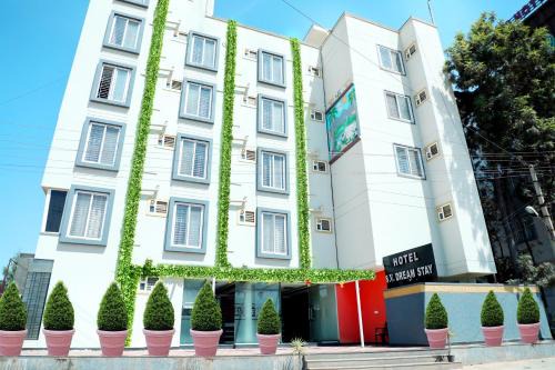 Chikkajala Hotel | SV Dream Stay