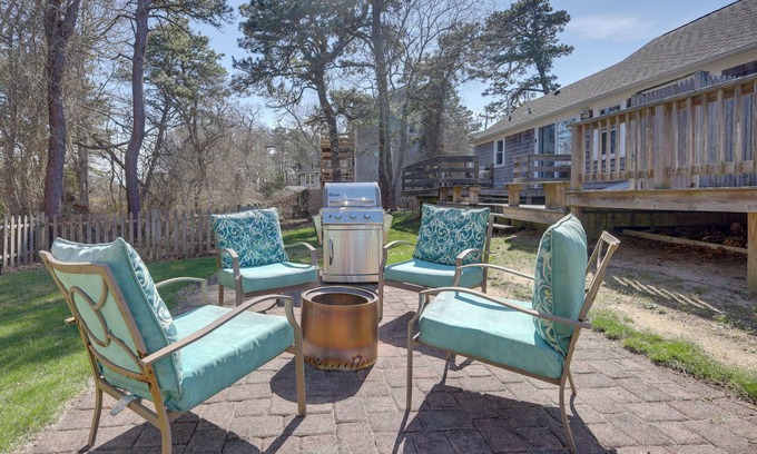 West Dennis Cottage | Swan River Views, BBQ Ready: West Dennis Home