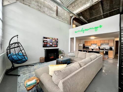 Otterbien Home Apartment | Swanky loft at Historic Peters Cartridge Factory