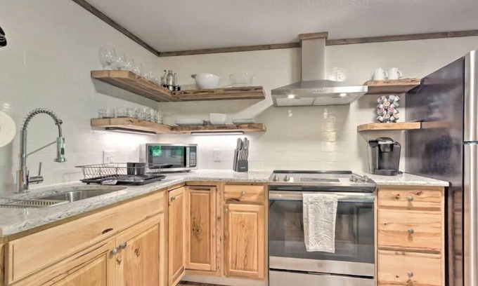 Sugar Mountain Condo | Sweet Life at Sugar: Prime location!