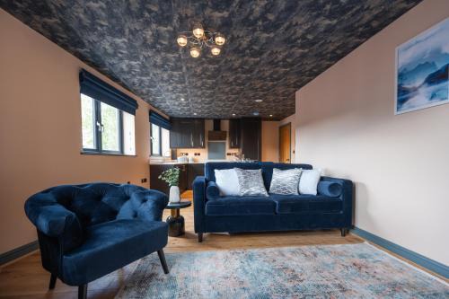 Easton Apartment | Swiper - 1 Bedroom Luxury Apartment by Mint Stays