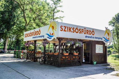Szeged Other | Sziksósfürdő Strand és Kemping