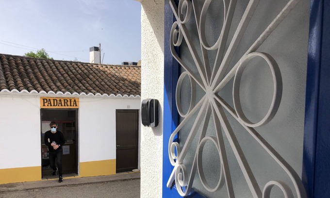 Zambujeira do Mar House | T1 with king-size double bed ideal for a romantic getaway by the sea