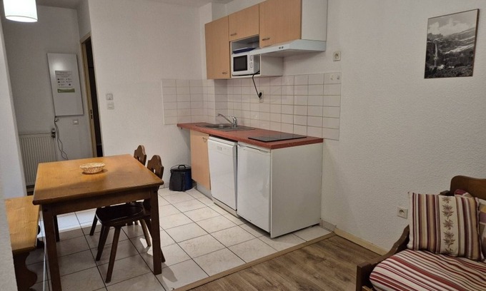 Cauterets Apartment | T2 Apartment with Terrace and Parking in Cauterets