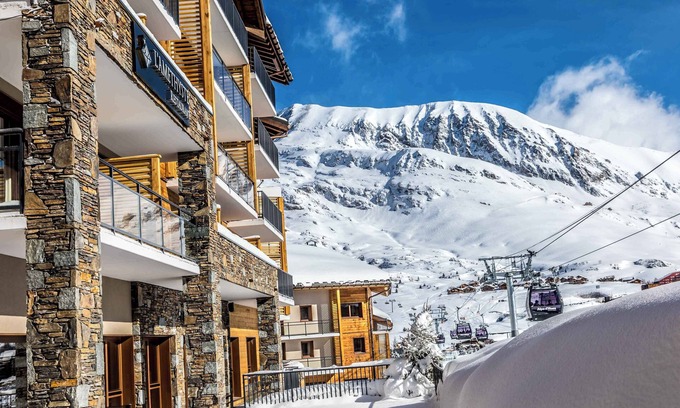 Jeux Condo | T2 + cabine aux pied des pistes | Vue Montagne