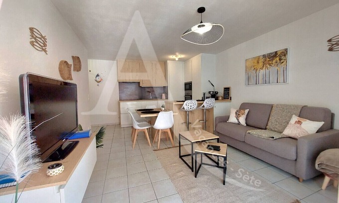 Sete Apartment | T3 sur les hauteurs dans résidence avec piscine