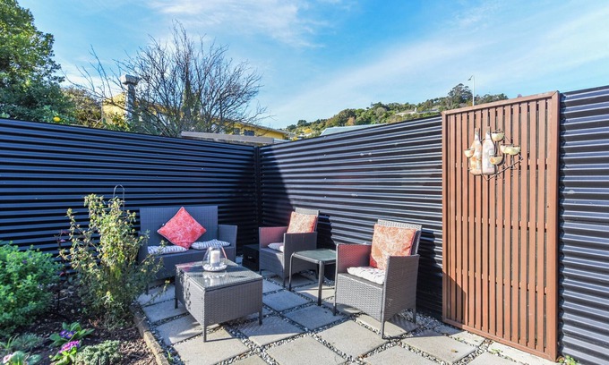 Tahunanui House | Tahunanui Shoreside - Nelson Holiday Home