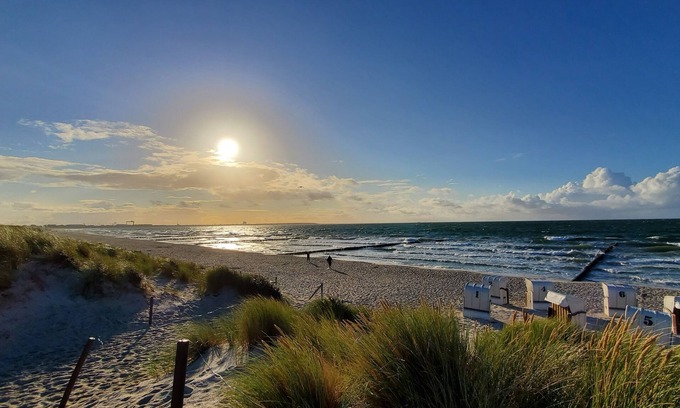 Markgrafenheide Apartment | Take a vacation in this cozy vacation apartment near the beach & with balcony