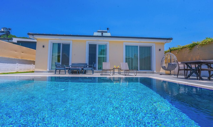 Yaniklar Villa | Talia Mimoza Villa