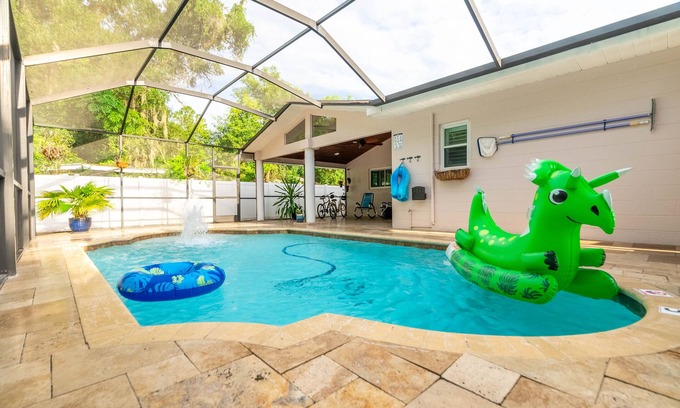 Carrollwood House | Tampa Oasis; 4BR; Heated Pool; Ace Location!