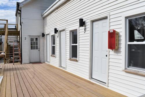 Tannersville Hotel | Tannersville Village Room 1