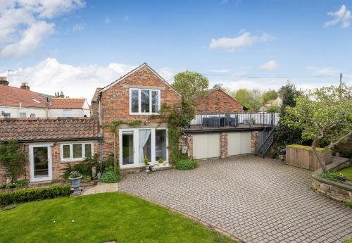 Whixley House | Tanyard Barn - North Yorkshire