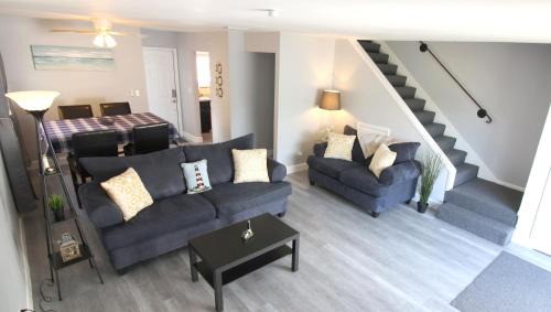Downtown Fort Lauderdale Apartment | Tarpon Harbor 2 - Waterfront townhouse near pool, beach, downtown Las Olas