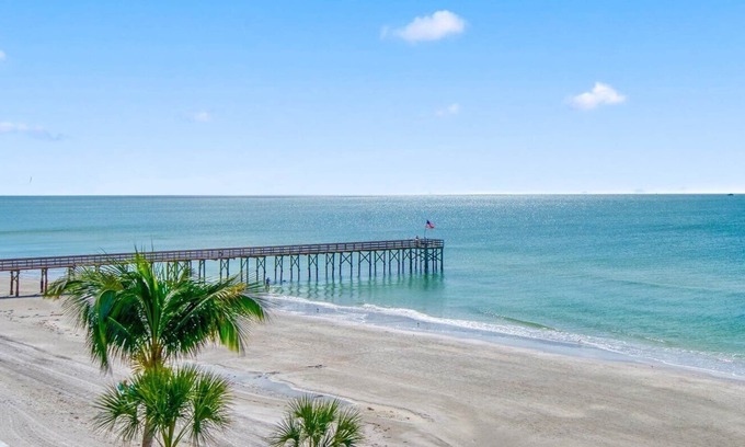 Redington Beach Condo | Tarpon Sky Lounge Luxury Beachfront Penthouse in Redington Beach FL