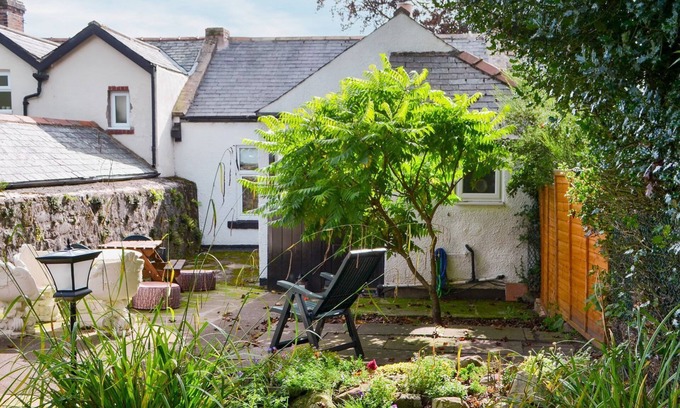 Rothbury Cottage | Tastefully furnished, this holiday property lies just a short walk to Rothbury town centre.