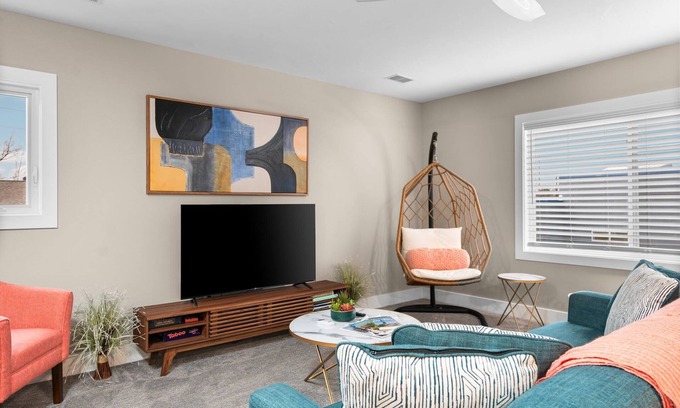 Traverse City Apartment | TC Parkside G: Spacious 2BR Condo