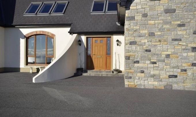 Ballymacarthur Bed & Breakfast | TEMPLEVIEW SUITE