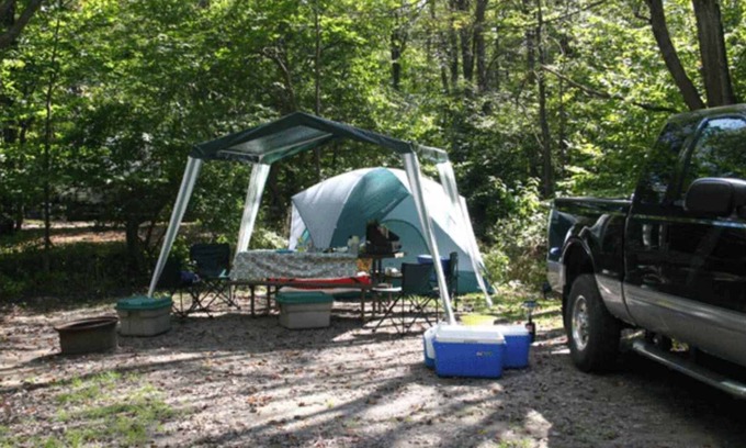 Wellsboro House | Tent and Tear Drop Electric site 15