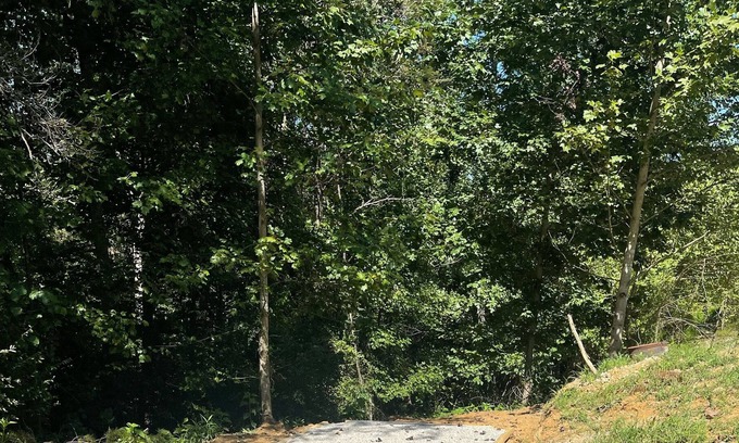 Louisa RV Rental | Tent Camping Site 2 Sunset Point