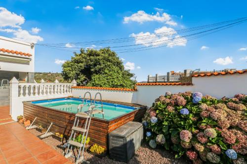 Teror House | Teror Rural Retreat & Pool