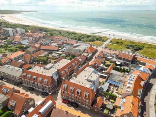 Zoutelande Apartment | Terrace Flat in Zoutelande, cleaning included