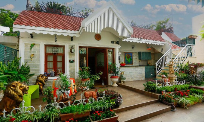 Bangalore City Center Bed & Breakfast | Terrace Gardens