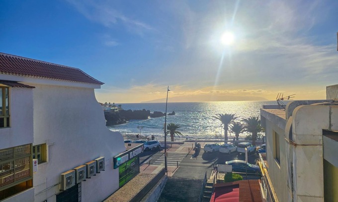 Santiago del Teide Apartment | Terrace, sea view, WI-FI, swimming pool, 20 mts. from the beach
