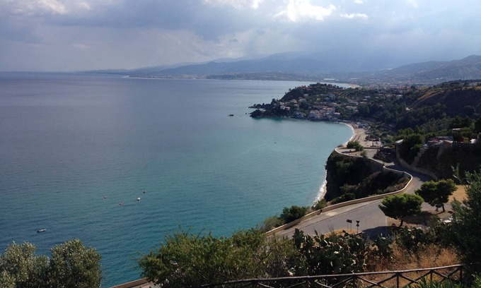 Santa Maria del Mare Torrazzo House | Terraced house with garden and sea view