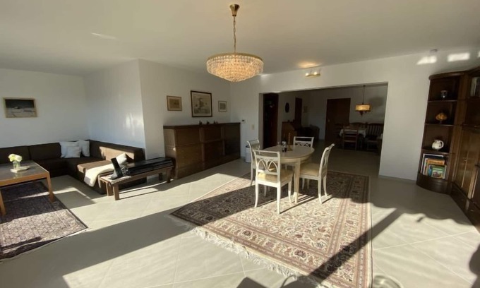 Lahnstein auf der Hohe Apartment | Terrassenwohnung am Kurpark by Interhome