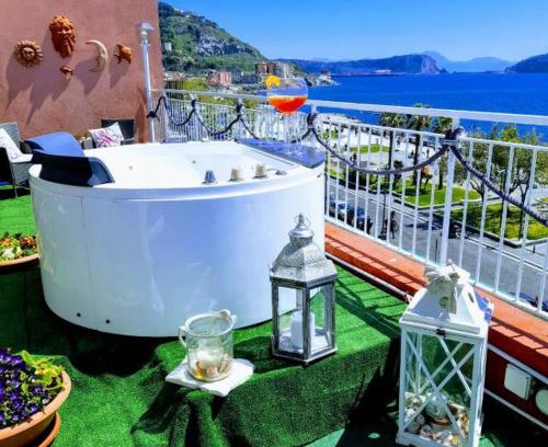 Pozzuoli Apartment | Terrazza Miracapri