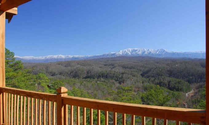 Gatlinburg - Pigeon Forge House | Terri's Treasure