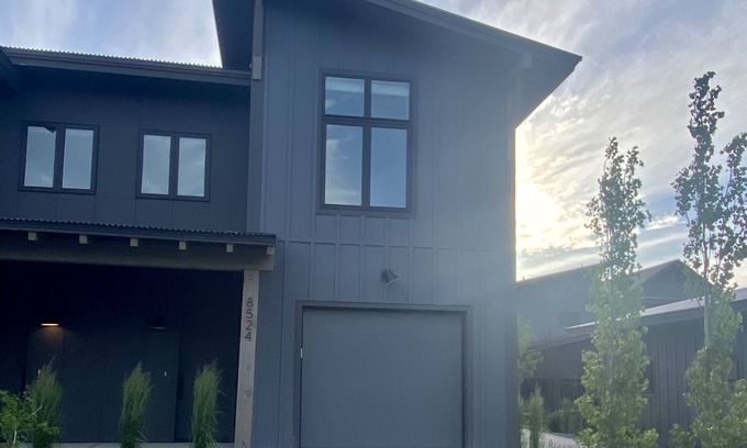 Victor House | Teton Valley Mountain Townhome