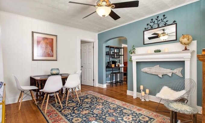 Richmond House | Texas, 1701 Texas Avenue