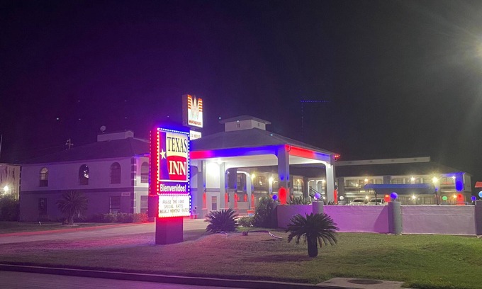 Raymondville Hotel | Texas Inn & Suites Raymondville